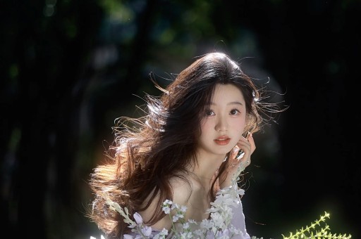 热搜压不住!知名女星曝陈小春猛料 好男人人设崩塌 采儿被打脸 热搜压不住!知名女星曝陈小春猛料 好男人人设崩塌 采儿被打脸